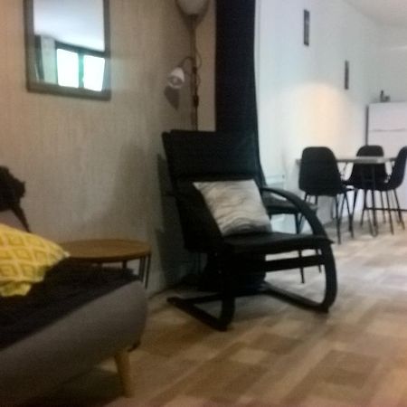 Apartamento Locations Rives De Seugne - De Gaulle Jonzac Exterior foto