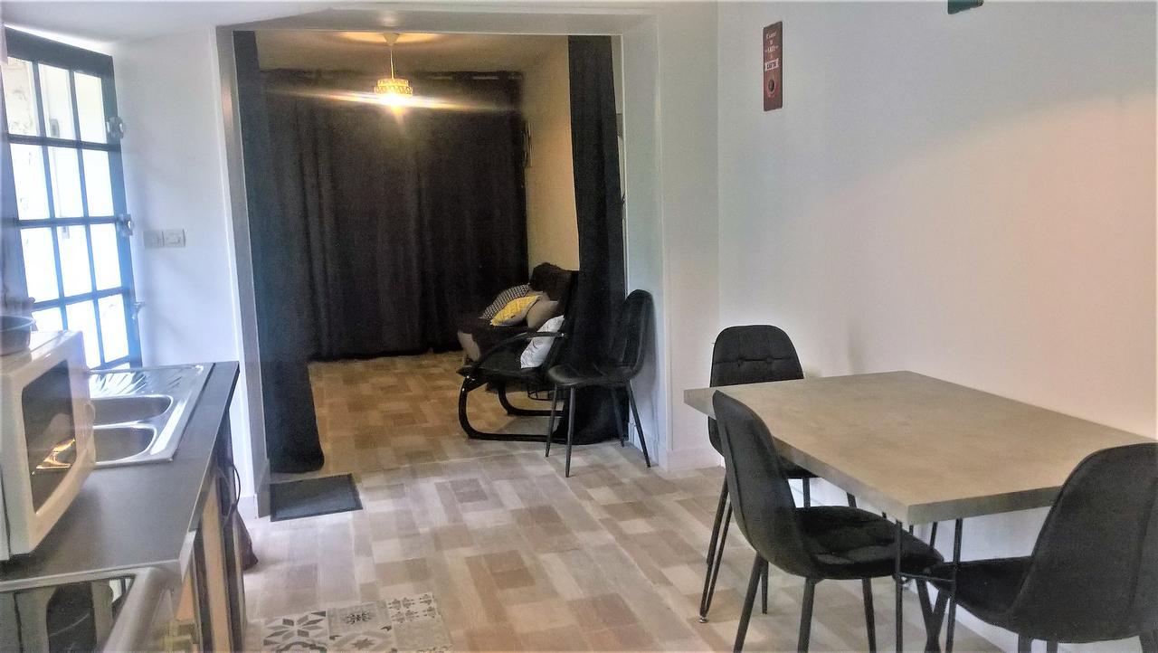 Apartamento Locations Rives De Seugne - De Gaulle Jonzac Exterior foto